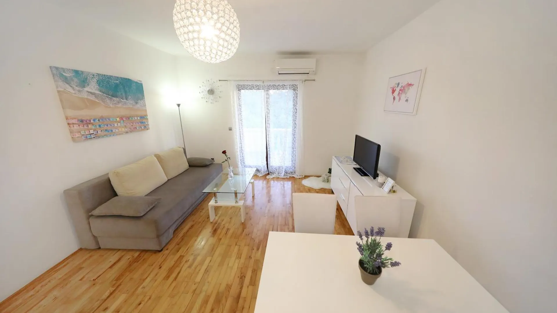Guest house Apartments And A Room Ina